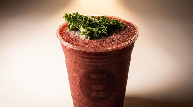 Beet Açaí Green Smoothie.
