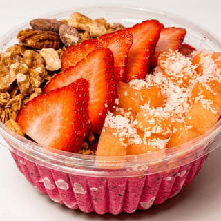 Pitaya Bowl (Dragon Fruit)